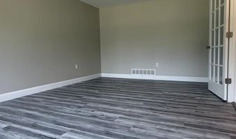 104 LAKE FRONT Dr, Dover, DE 19904