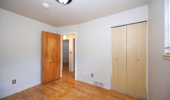 1031 N Maple Rd, Ann Arbor, MI 48103