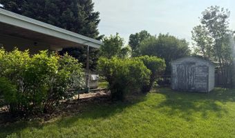 606 N Maple St, Ainsworth, NE 69210