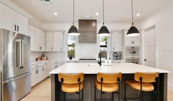 833 DARTMOUTH St, Orlando, FL 32804