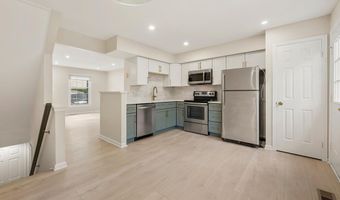5002 9TH St S, Arlington, VA 22204