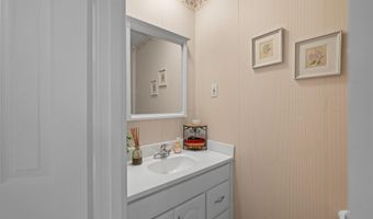 12623 KEMBRIDGE Dr, Bowie, MD 20715