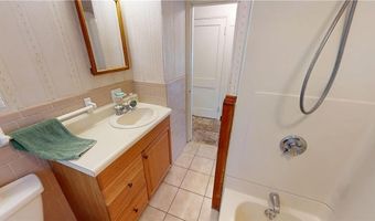 73 Allen Ave, Cranston, RI 02910