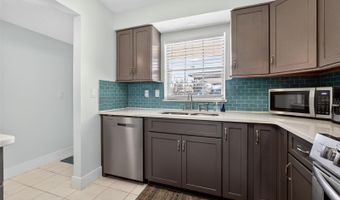 1640 JUNO Trl 102A, Astor, FL 32102