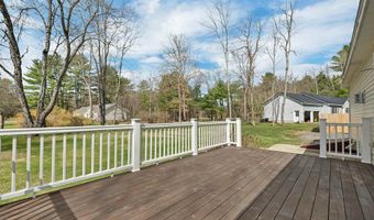 22 Fairway Dr, Ashland, NH 03217