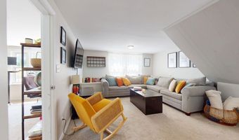 5 Crawford Dr, Bath, ME 04530