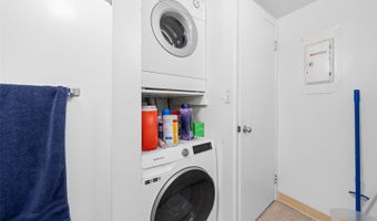 98-402 Koauka Loop 216, Aiea, HI 96701