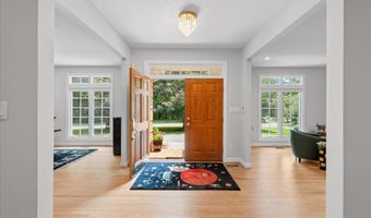 9600 EAGLE RIDGE Dr, Bethesda, MD 20817