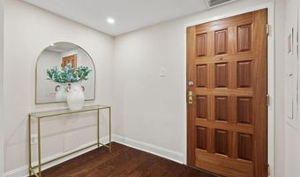 1530 KEY Blvd 203, Arlington, VA 22209