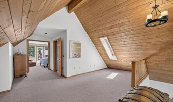 4042 5 Mile Point Rd, Allouez, MI 49805