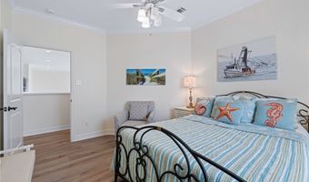 317 Bayview Dr, Aransas Pass, TX 78336
