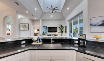 706 Manns Harbor Dr, Apollo Beach, FL 33572