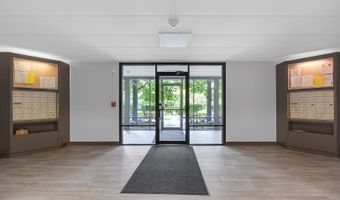2515 E Olive Ave 2K, Arlington Heights, IL 60004