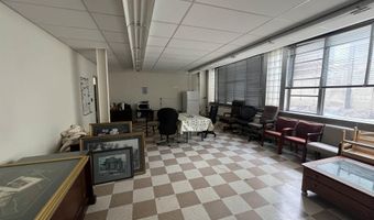 2222 8th St, Bedford, IN 47421