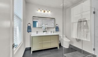 354 CINNAMINSON St, Philadelphia, PA 19128