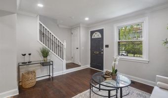 5623 EADS St NE, Washington, DC 20019
