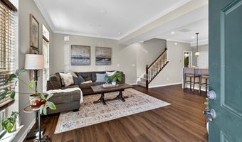 42227 PIEBALD Sq, Aldie, VA 20105