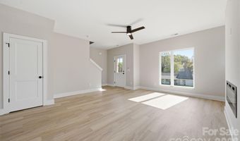1431 Hilltop St, Albemarle, NC 28001