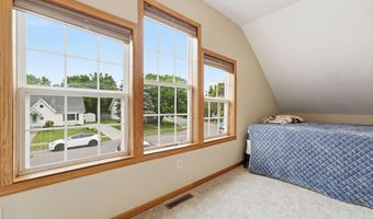 142 Maple St E, Amery, WI 54001