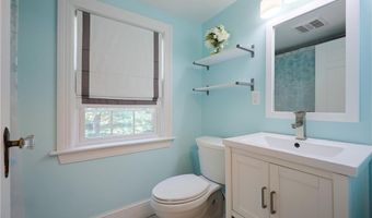 123 Progress St, Lincoln, RI 02864