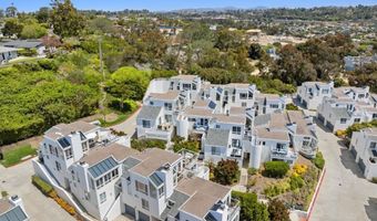 351 Shoemaker Ln, Solana Beach, CA 92075