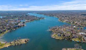 2370 Roselawn St, Wolverine Lake, MI 48390