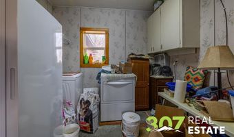 201 2nd St, Burlington, WY 82411