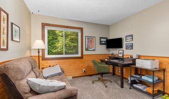 6501 Thornapple River Dr SE, Alto, MI 49302
