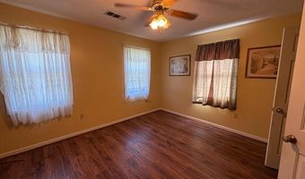 1199 Tom Cooper Rd, Batesville, MS 38606