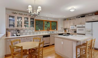 107 S Merrivale Ave, Beverly Shores, IN 46301