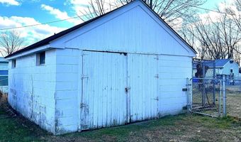114 W FRONT St, Frederica, DE 19946