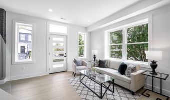 235 ASCOT Pl NE, Washington, DC 20002