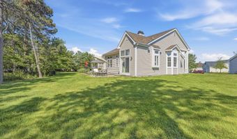 10 Deer Lake Ct, Barnegat, NJ 08005