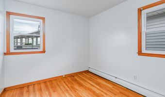 180 W 3RD St, Bayonne, NJ 07002