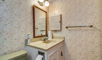33 Pebble Hill Dr, Brandon, MS 39042
