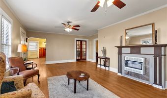514 3rd St, Aliceville, AL 35442