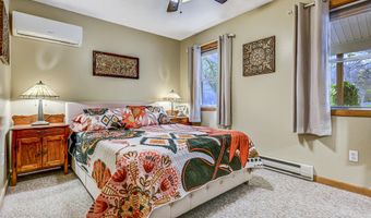 52 Tennyson Cir, Albrightsville, PA 18210