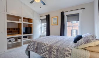 32 CORNHILL St, Annapolis, MD 21401