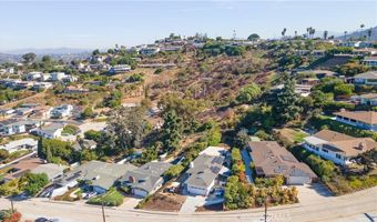 7990 Cinnabar Dr, La Mesa, CA 91941