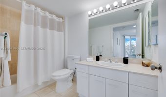 21205 Yacht Club Dr 701, Aventura, FL 33180