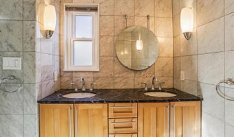 4510 GRETNA St, Bethesda, MD 20814