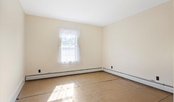 33 Bunker Hill Rd, Auburn, NH 03032