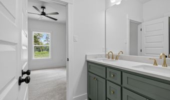 6748 N Detonti Rd, Bauxite, AR 72011