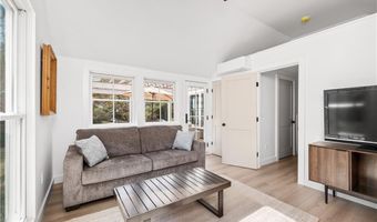 804 Mohegan Trl, Block Island, RI 02807