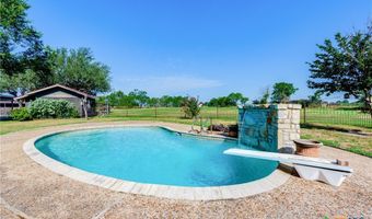 10745 Rosemar Ln, Adkins, TX 78101