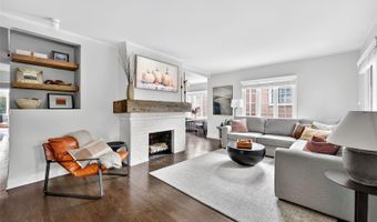 1950 Jasmine St, Denver, CO 80220