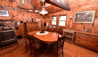 211 High St, Albany, NH 03818