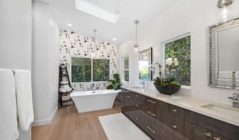 166 Castle Crest Rd, Alamo, CA 94507