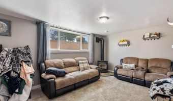 494 Hillcrest Ave, American Falls, ID 83211