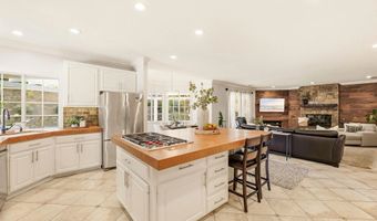 2110 Campo Pl, Escondido, CA 92027